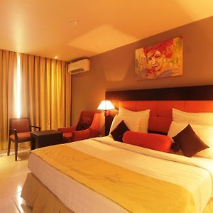 Deluxe Single Room